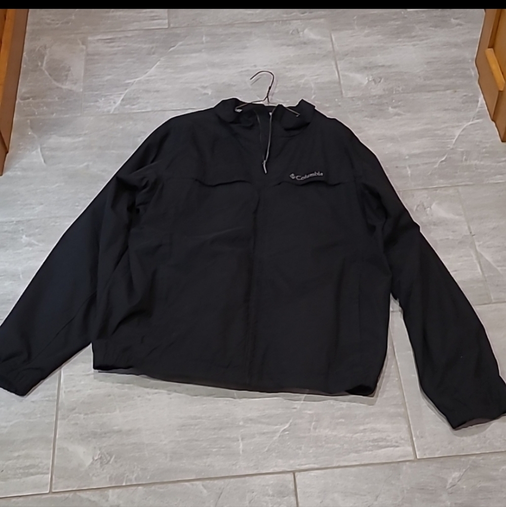 Men's Columbia Jacket.